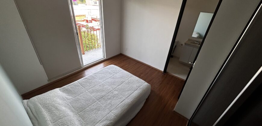 Apartamento en Renta en La Nueva Santa Maria Azcapotzalco, 2 recamaras 2 baños 1 cajón de estacionamiento, piso 2 con elevador