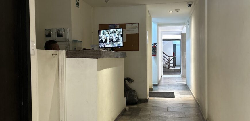 Apartamento en Renta en La Nueva Santa Maria Azcapotzalco, 2 recamaras 2 baños 1 cajón de estacionamiento, piso 2 con elevador